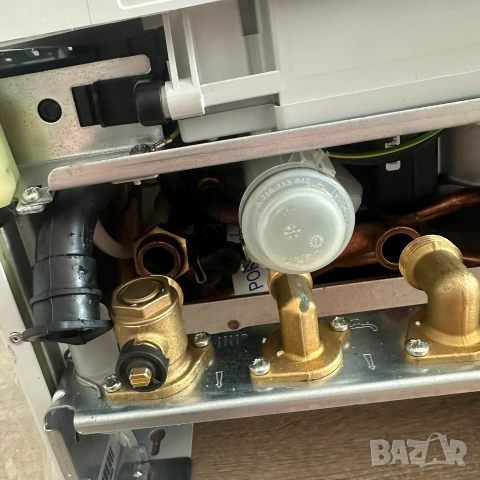 Нов двуконтурен газов котел Bosch Junkers Cerapur 24kW, снимка 5 - Бойлери - 55123625