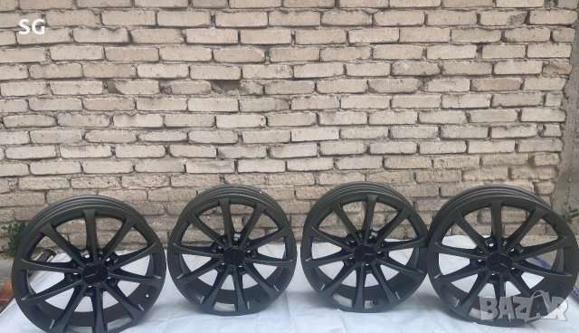 Оригинални джанти Mercedes 17 цола, снимка 4 - Гуми и джанти - 55038566