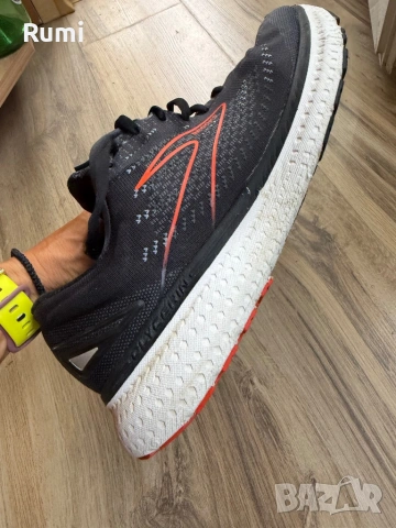 Оригинални Мъжки  маратонки Brooks Glycerin 19! 45 н, снимка 8 - Маратонки - 54768374