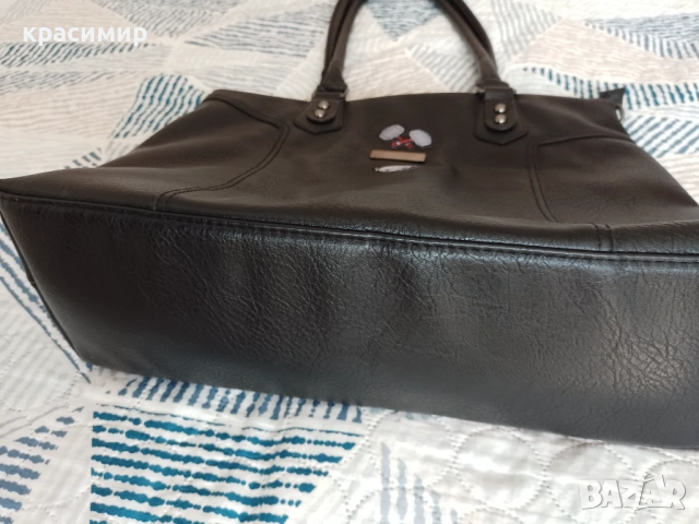 Дамска чанта, снимка 2 - Чанти - 54430923