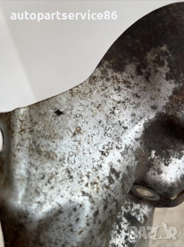 Капак на топлинен щит 420 CDI за Mercedes ML W164 (2007), снимка 2 - Части - 54077964