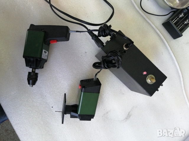 Мини дрелка и мини прободен трион HAFELE 12 VOLT MINITOOL HOBBY KIT MADE IN WEST GERMANY , снимка 12 - Други инструменти - 54741496