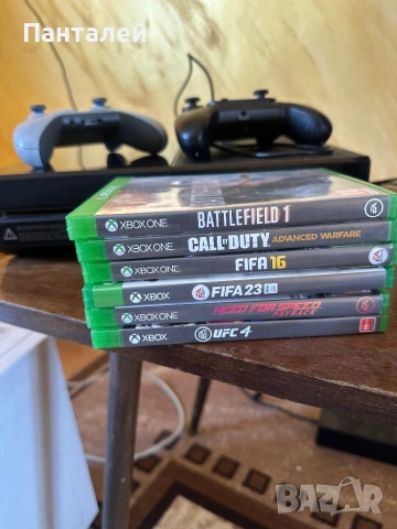 Xbox one + 2 джойстика + 6 игри
