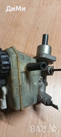 казанче спирачна течност бмв е46 318 118кс bmw e46 318 , снимка 2 - Части - 55090202