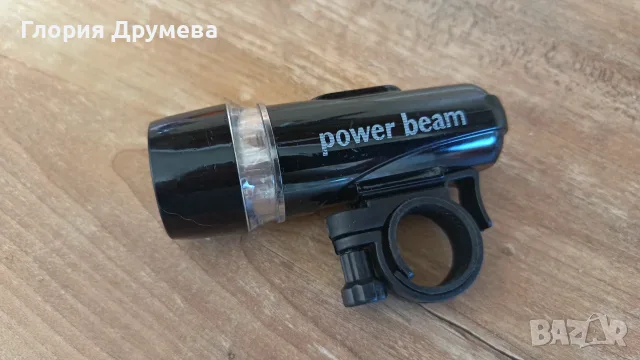 LED фар за велосипед, черен, размери 7x9 см, комплект със скоба