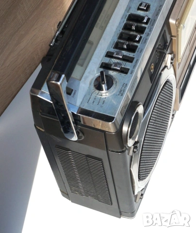 Hitachi TRK 8180 сервизиран!, снимка 4 - Радиокасетофони, транзистори - 54427251