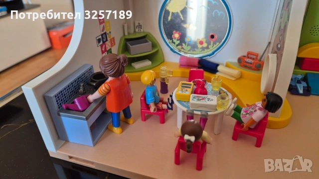 Комплект Playmobil City LifeДетски дневен център, снимка 8 - Други - 54322228