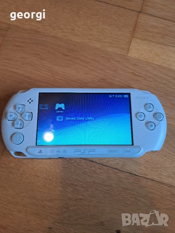 Конзола PSP Street (E1000) работещо 