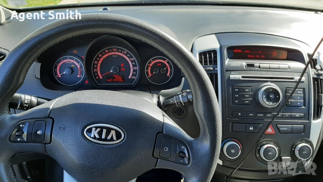 ПРОДАВАМ KIA CEED, снимка 2 - Автомобили и джипове - 55231249