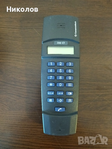 Продавам домашен/офис телефон Commodore 200CT Office