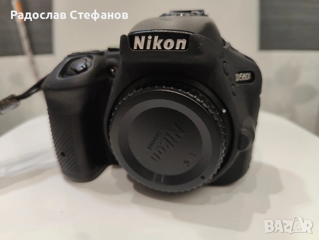 Nikon D5600 като нов!