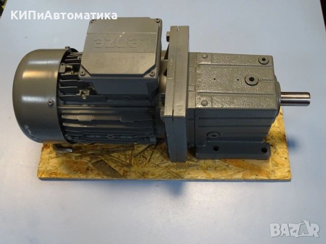 мотор редуктор Lenze GST05-2M VBR090C32 / MHEMAXX090-32C1C Gear Motor 1.5kW, снимка 6 - Резервни части за машини - 54580455