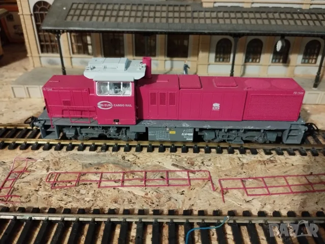 Дизелов локомотив Piko MaK HO 1/87, снимка 6 - Колекции - 55455547
