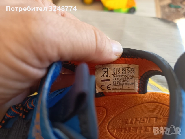 Детски сандали Skechers, снимка 5 - Детски сандали и чехли - 54121925