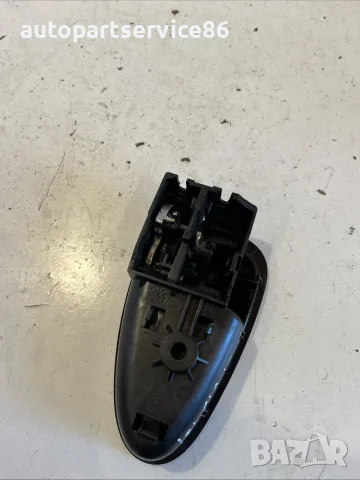 Вътрешна дръжка за задна дясна врата за Toyota Avensis 1.6 D4D (2016) 69205-05051 OEM, снимка 2 - Части - 55571737