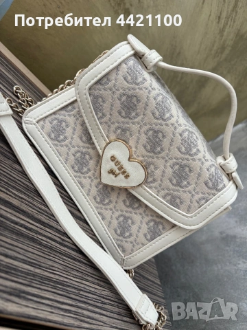 Чисто нова чанта GUESS girl, снимка 2 - Чанти - 54986548
