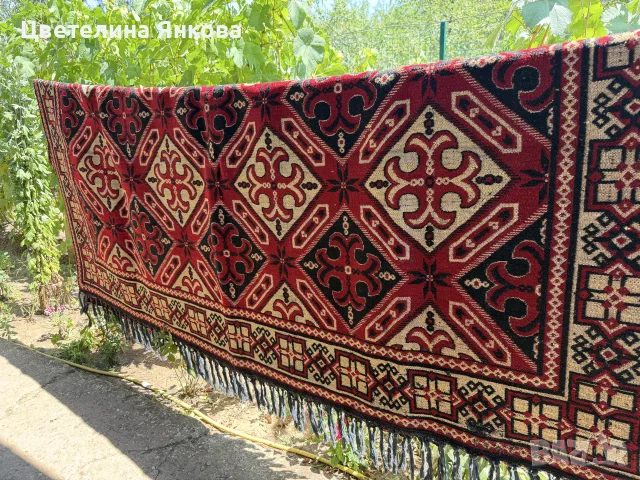 Вълнен килим 240/360см., снимка 2 - Други - 55511563