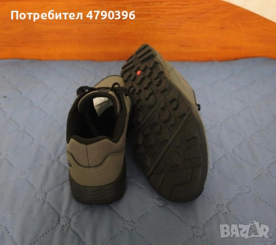 туристически обувки , снимка 4 - Спортни обувки - 54663461