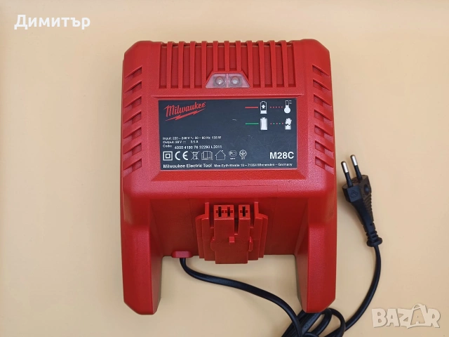 Milwaukee M28C зарядно устройство