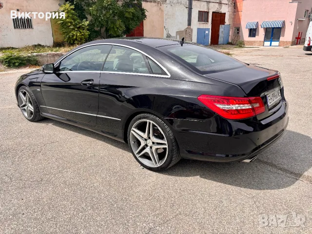 Mercedes-Benz E 250, снимка 5 - Автомобили и джипове - 55589470