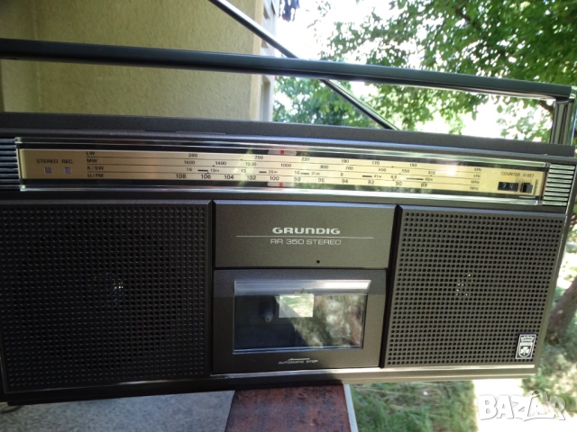 GRUNDIG RR 350 ..., снимка 2 - Радиокасетофони, транзистори - 54720567