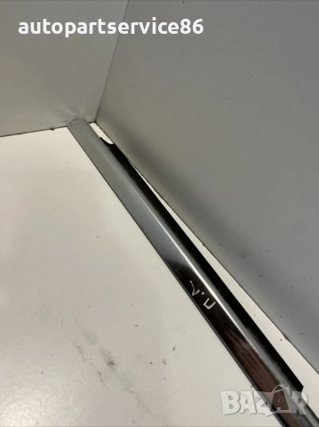 Хромирана лайсна за стъкло предна лява врата за Mercedes W212 (2012) A2127350210, снимка 3 - Части - 54133170