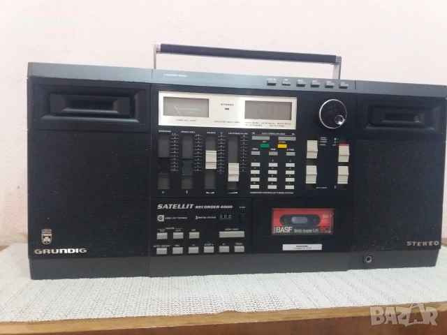 GRUNDIG SATELLIT RECORDER 4000.