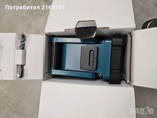 Макита Акумулаторно радио DMR116 18V Makita , снимка 3 - Радиокасетофони, транзистори - 55661492