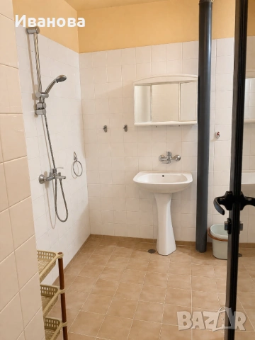 Тристаен апартамент - Автогара, снимка 7 - Апартаменти - 53597479