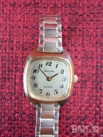 Позлатен дамки винтидж часовник GÜTHRA, снимка 5 - Дамски - 54014441