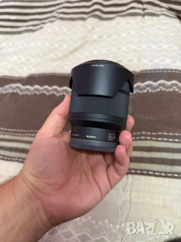 Продавам нов обектив Sony SEL-2870 (FE 3.5–5.6/28-70 OSS), снимка 18 - Фотоапарати - 54111532