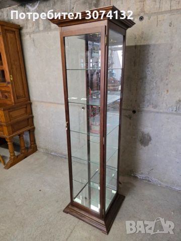 Кристалиера с осветление , снимка 2 - Секции и витрини - 54306147