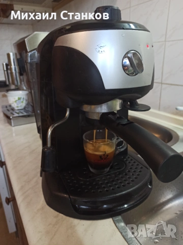 Кафе машина Делонги , снимка 2 - Кафемашини - 54109261