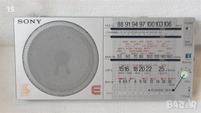 Sony ICF-35 ретро преносимо радио