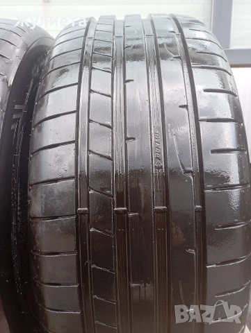 гуми DUNLOP 235/45R18, снимка 2 - Гуми и джанти - 54236929