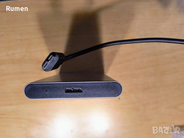 Външен USB хард диск 1.9ТВ, снимка 2 - Твърди дискове - 53986773