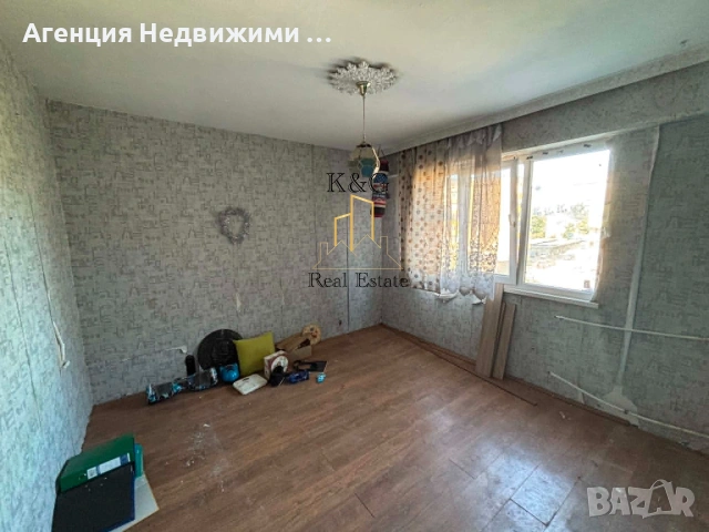 Тристаен апартамент за ремонт в ж.к " Орел " гр. Разград, снимка 3 - Апартаменти - 55174257