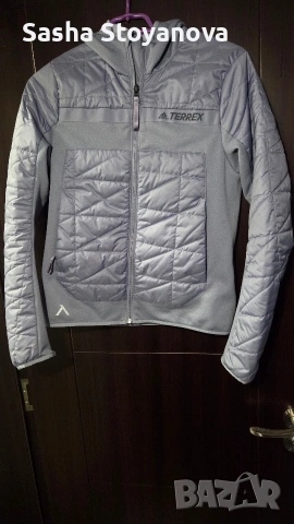 Adidas Terrex Multi Primegreen Hybrid Insulated Women's Jacket. Размер xs,свободна кройка.КАТО НОВО, снимка 5 - Якета - 54316592