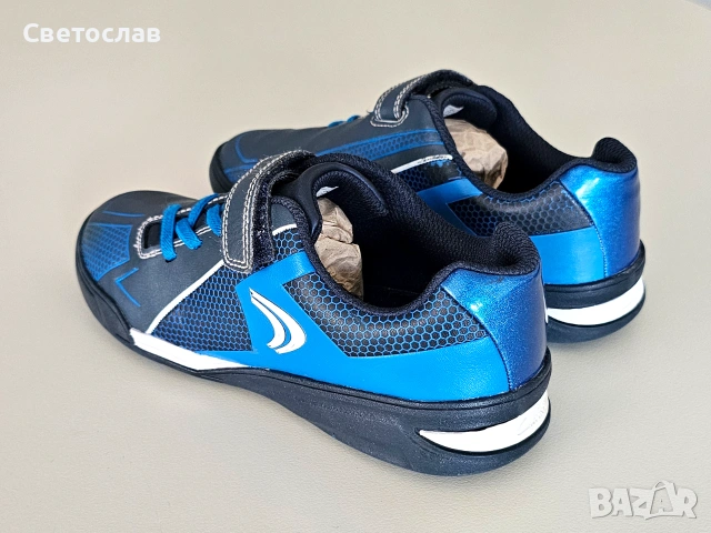Детски футболни Обувки Clarks Кларкс стоножки, снимка 2 - Футбол - 54968447