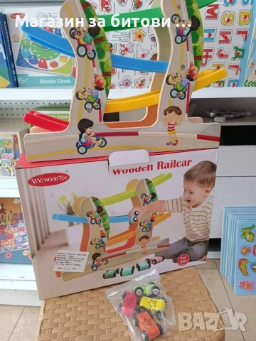 Детска дървена писта с колички