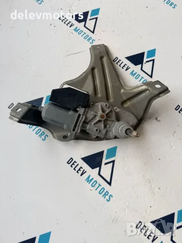 851300D190, 85130-0D190 моторче за задна чистачка от Toyota Yaris P13, 1.0i, 72 ph., 5 sp., снимка 2 - Части - 55573790