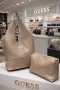Guess Нова Кожена Дамска Чанта Различни Цветове , снимка 6