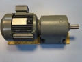 мотор редуктор SEW-EURODRIVE R60DT90S4 Helical Gear Box Motor 1.1kW, снимка 8