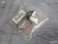 84231-30110**NEU**TOYOTA**БУТОН ЗА ВРАТА** , снимка 4