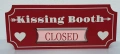 Дървена табела "Щанд за целувки " с въртящ се надпис "Отворено/Затворено", снимка 3
