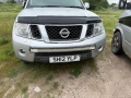 На части Nissan Navara 3.0 dci автоматик 2012 , снимка 8