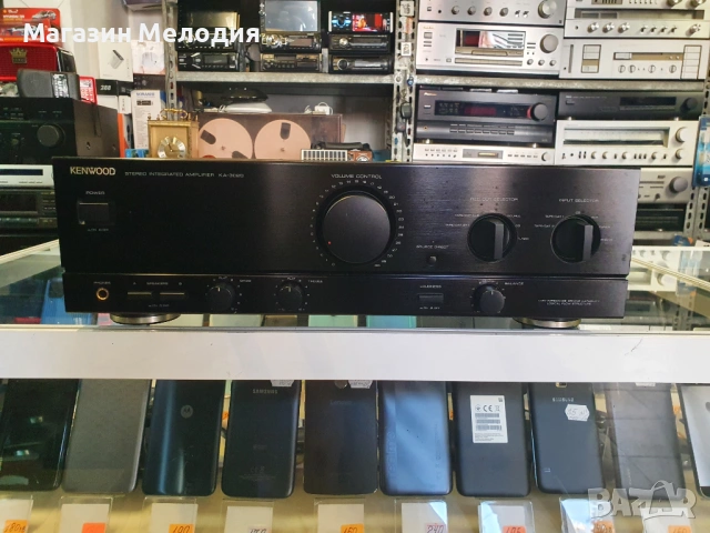 Усилвател Kenwood KA-3020 Black В отлично техническо и визуално състояние.
