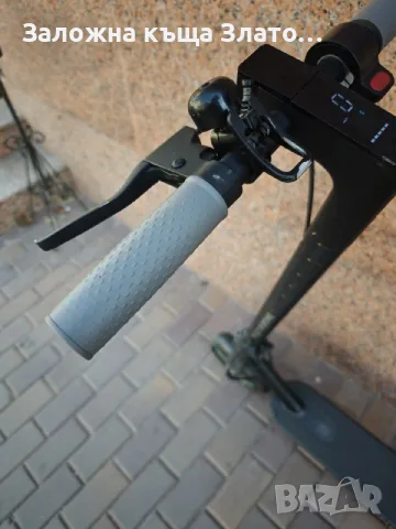 Тротинетка Xaiomi Pro 2 - 300W до 45 км с едно зареждане, снимка 6 - Велосипеди - 55680700