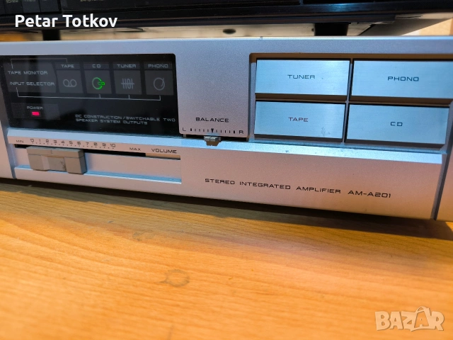 Усилвател Akai AM-A201 с тунер Pioneer F-225, снимка 3 - Ресийвъри, усилватели, смесителни пултове - 54540056