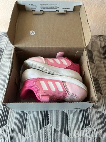 Детски оригинални маратонки adidas, снимка 8 - Детски маратонки - 55021865